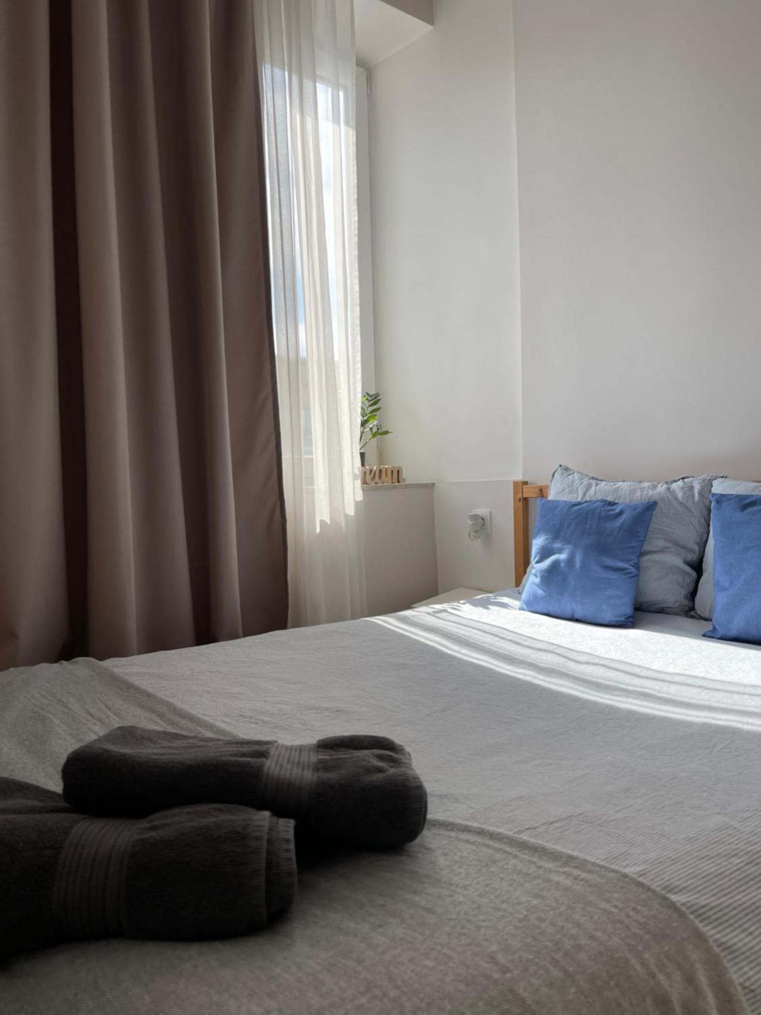 Studio W Centrum Warszawy Ulica Chmielna - 500M Od Dworca Centralnego - By Good Sleeping Varsovie Extérieur photo