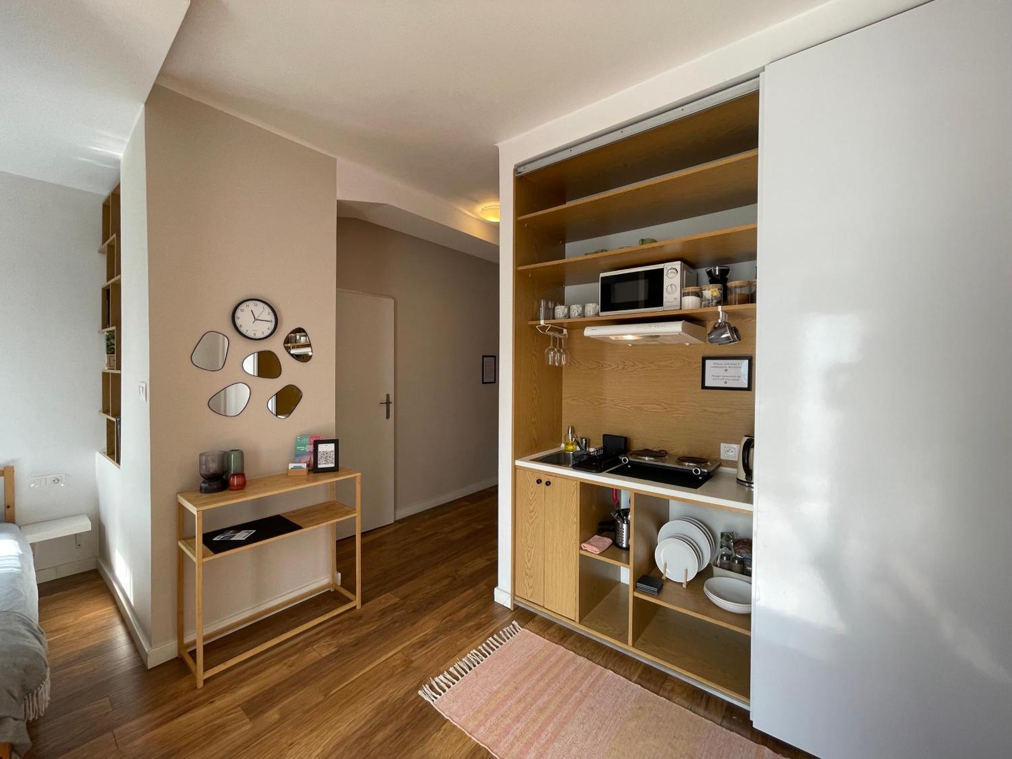 Studio W Centrum Warszawy Ulica Chmielna - 500M Od Dworca Centralnego - By Good Sleeping Varsovie Extérieur photo